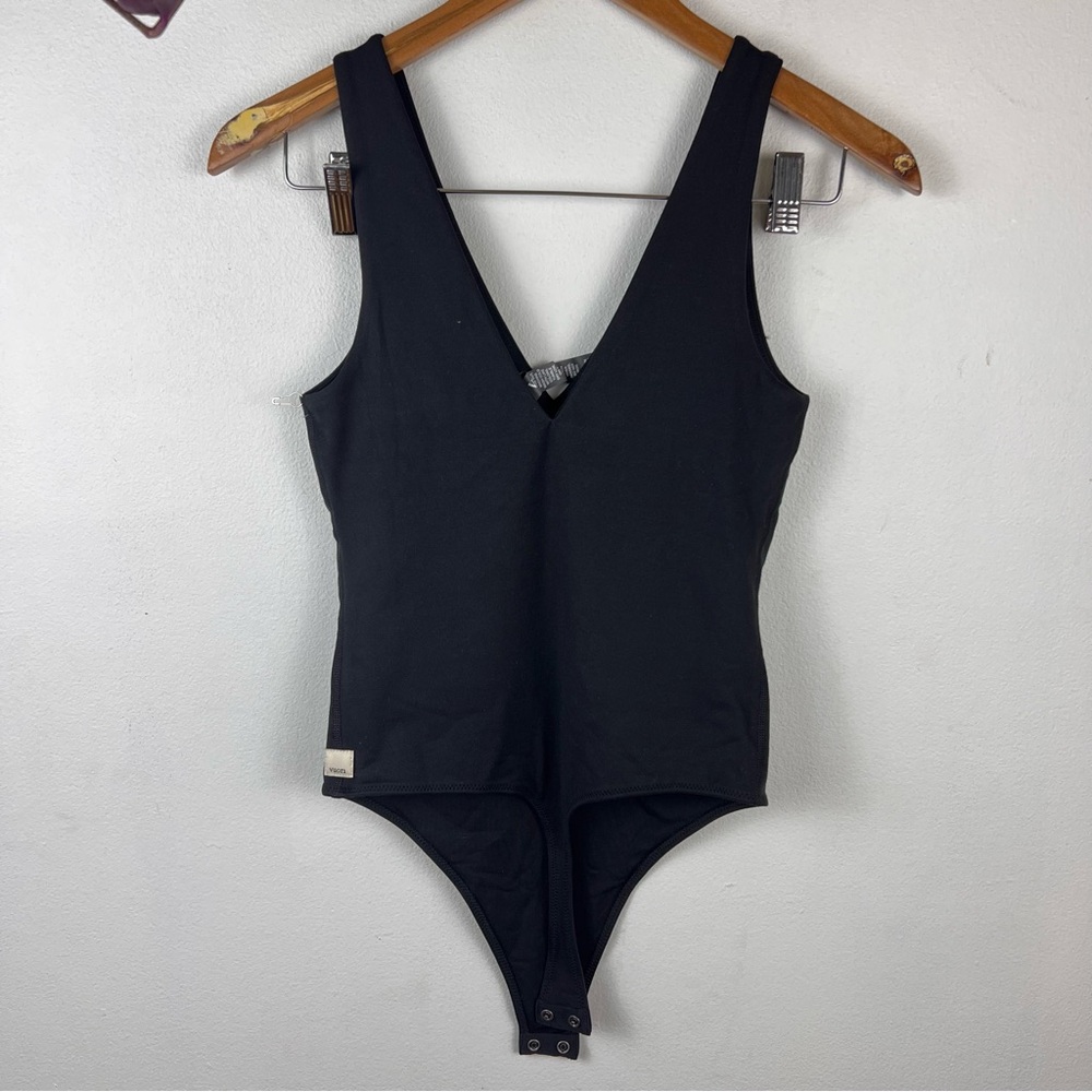 Vuori Halo Bodysuit - Picture 5 of 5